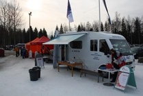 AKT:n järjestöauto mukana