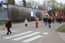 Harri Helminen johdatti marssin matkaan